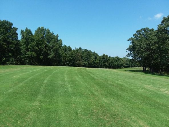 23980 Shadow Lake Dr, Wheatland, MO 65779